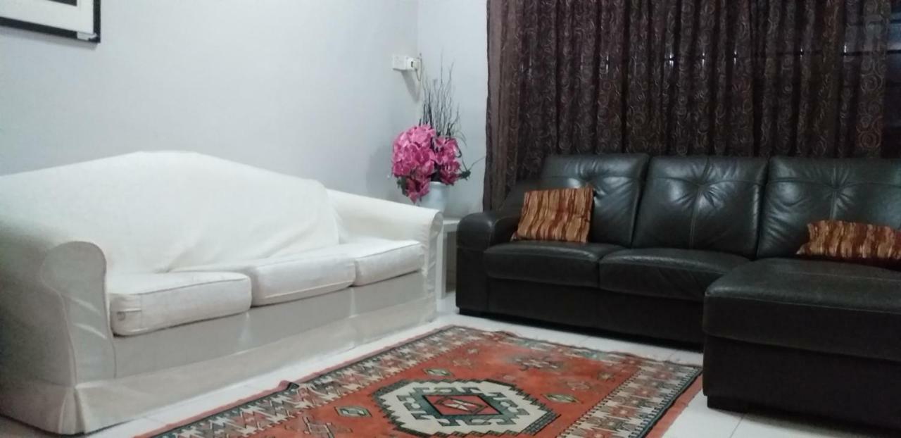 Assalam Homestay Seri Iskandar Exteriér fotografie