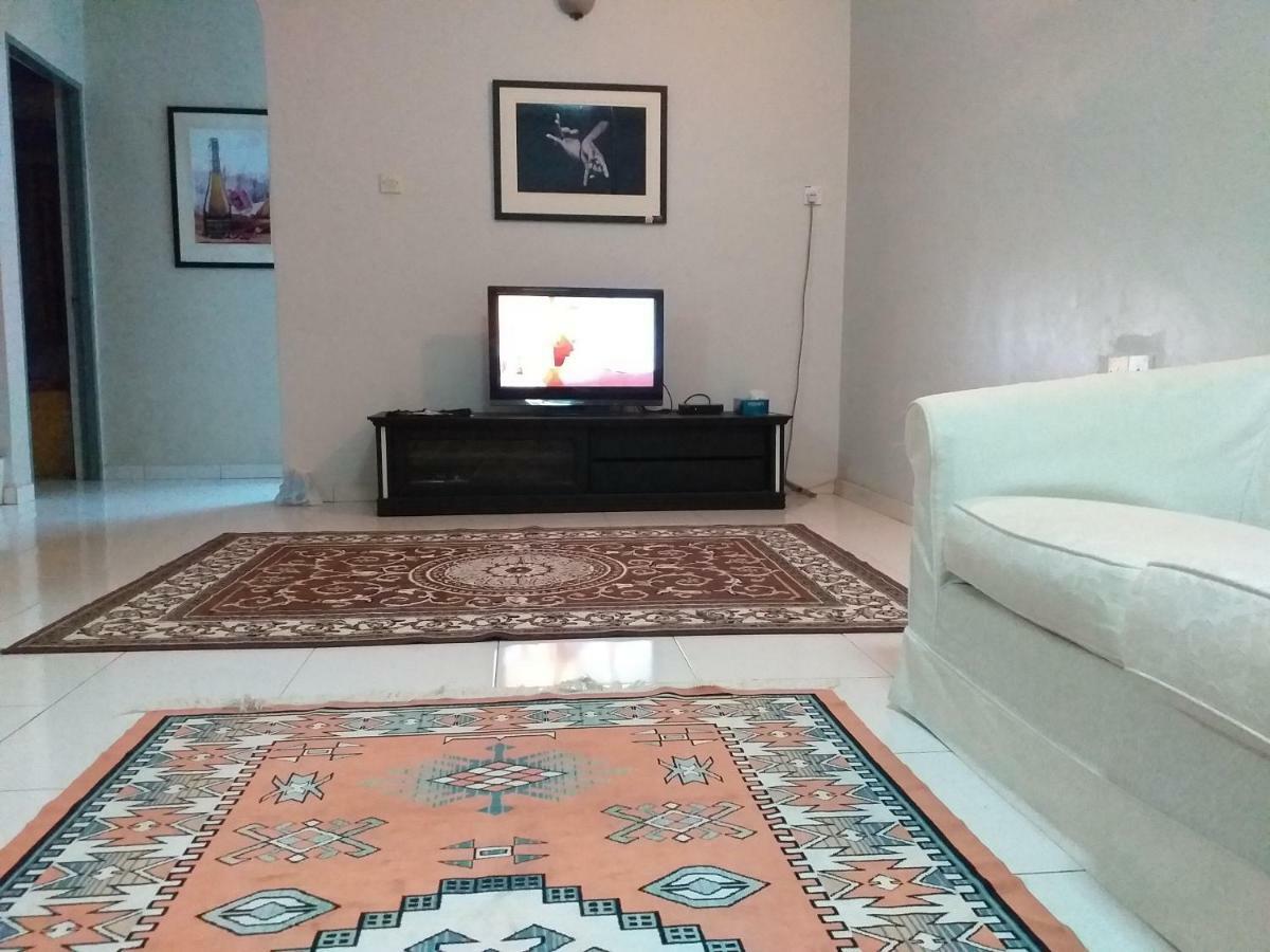 Assalam Homestay Seri Iskandar Exteriér fotografie
